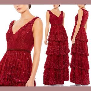 NWT $698‎ Mac Duggal [ 2 ] 67710 Floral Applique Ruffle Tier V Neck Gown Red